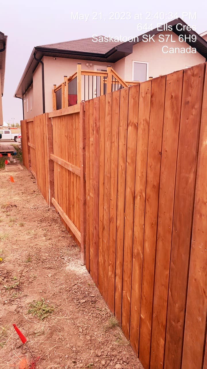 Deck completed by T&T Construction